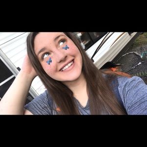 Meet your Posher, Diana